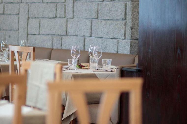 Hotel Milano Тіоне-ді-Тренто Екстер'єр фото